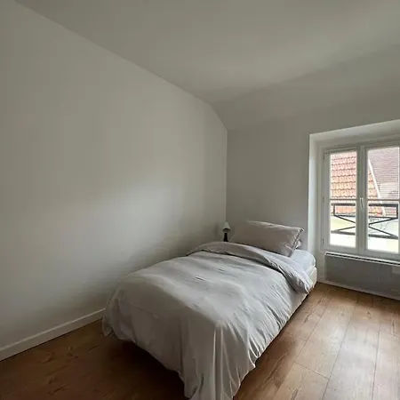 Au Coeur Du Bourg - La Celle St Cloud. Apartment Exterior photo