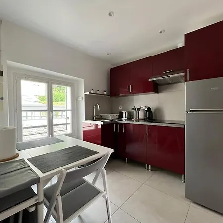 Au Coeur Du Bourg - La Celle St Cloud. Apartment Exterior photo