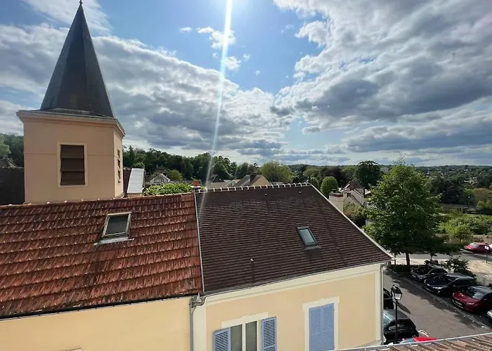 Au Coeur Du Bourg - La Celle St Cloud.